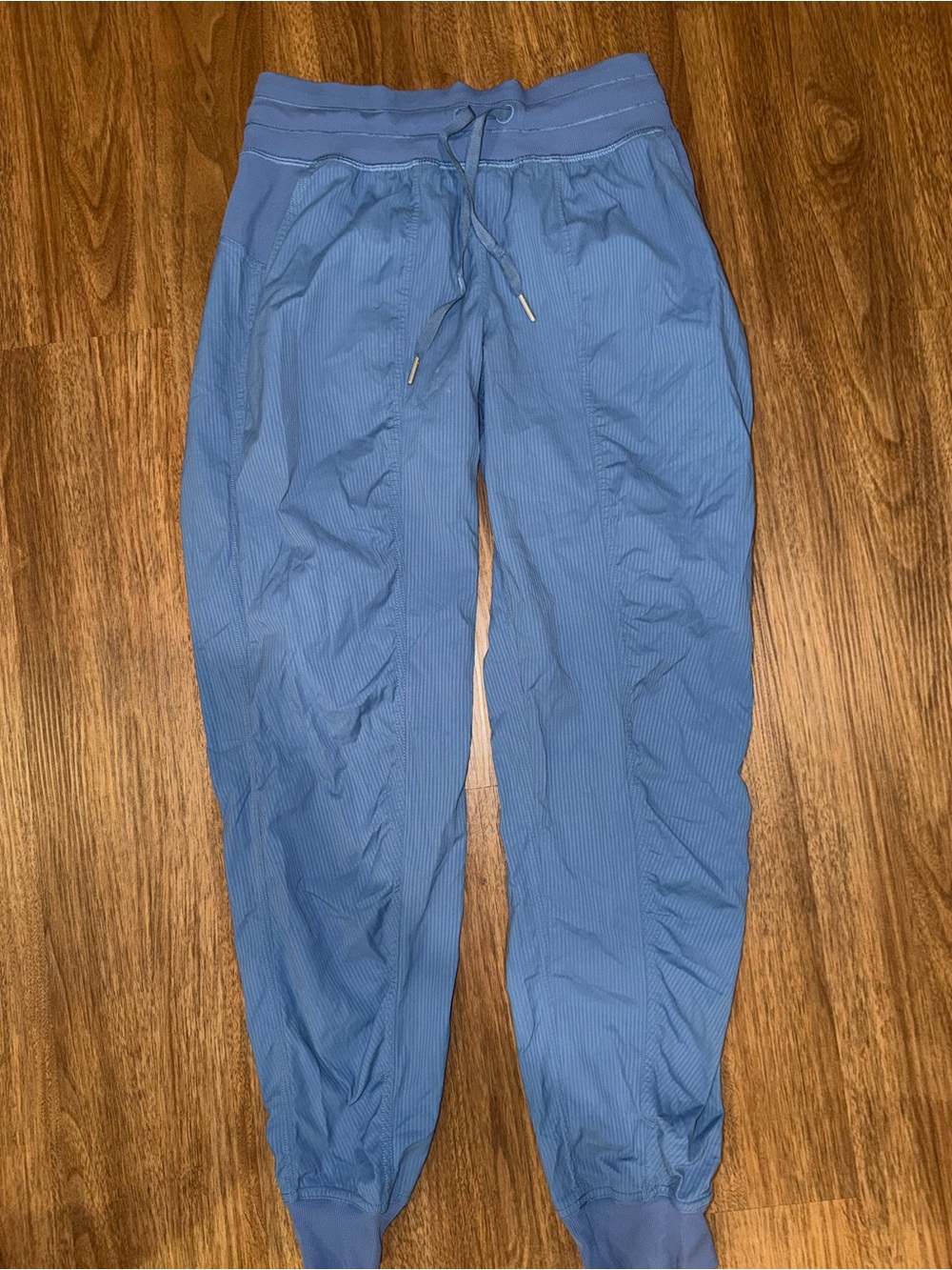 Lululemon Dance Studio Mid-Rise Jogger in Soft Denim Size 6
